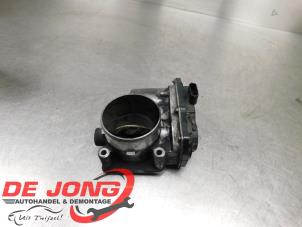 Gebruikte Gasklephuis Nissan Navara (D40) 3.0 dCi V6 24V DPF 4x4 Prijs € 75,00 Margeregeling aangeboden door Autodemontagebedrijf de Jong