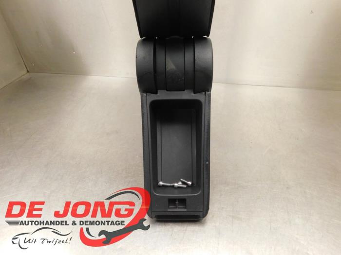 Armstöd från en Skoda Fabia III (NJ3) 1.2 TSI 16V 2017