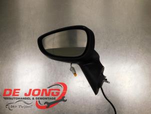 Używane Lusterko zewnetrzne lewe Ford B-Max (JK8) 1.0 EcoBoost 12V 100 Cena € 124,99 Procedura marży oferowane przez Autodemontagebedrijf de Jong