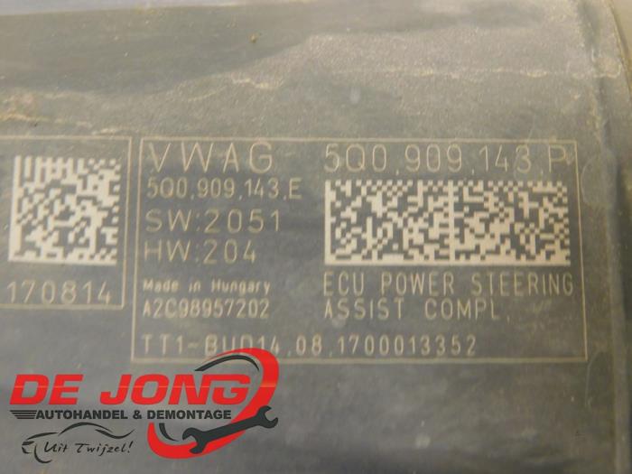 Servostyrningsbox från en Skoda Superb Combi (3V5) 1.6 TDI 2017