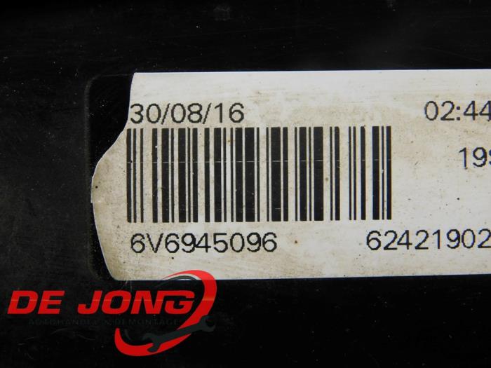 Baklykta, höger från en Skoda Fabia III (NJ3) 1.2 TSI 16V 2017