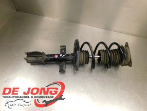 Begagnade Stötdämparstång, höger fram Renault Clio IV (5R) 0.9 Energy TCE 90 12V Pris € 29,95 Marginaltabell erbjuds av Autodemontagebedrijf de Jong