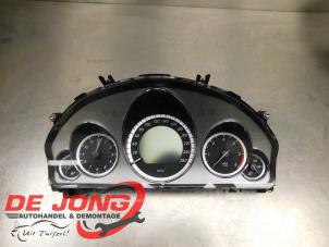 Gebruikte Tellerklok Mercedes E (W212) E-200 CDI 16V BlueEfficiency,BlueTEC Prijs € 90,70 Margeregeling aangeboden door Autodemontagebedrijf de Jong