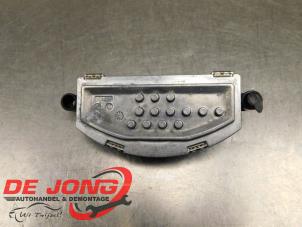 Gebruikte Kachel Weerstand Seat Arona (KJX) 1.0 TSI 12V Prijs € 9,99 Margeregeling aangeboden door Autodemontagebedrijf de Jong