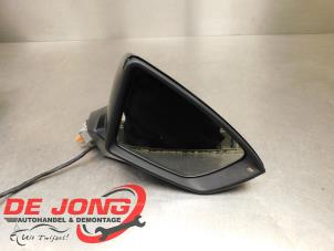 Begagnade Skärmspegel, höger Seat Arona (KJX) 1.0 TSI 12V Pris € 99,90 Marginaltabell erbjuds av Autodemontagebedrijf de Jong