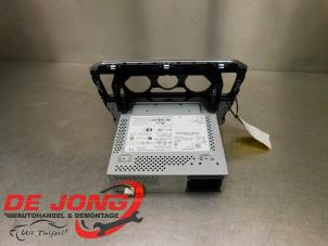 Begagnade Radio Volkswagen Up! (121) 1.0 12V 60 Pris € 236,20 Marginaltabell erbjuds av Autodemontagebedrijf de Jong