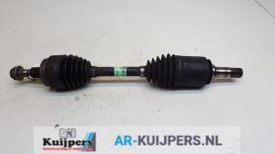 Gebruikte Cardanas links-voor (VWA) Mercedes ML I (163) 320 3.2 V6 18V Autom. Prijs € 25,00 Margeregeling aangeboden door Autorecycling Kuijpers