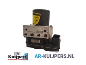 Begagnade ABS-pump BMW X3 (E83) 2.0d 16V Pris € 60,00 Marginaltabell erbjuds av Autorecycling Kuijpers