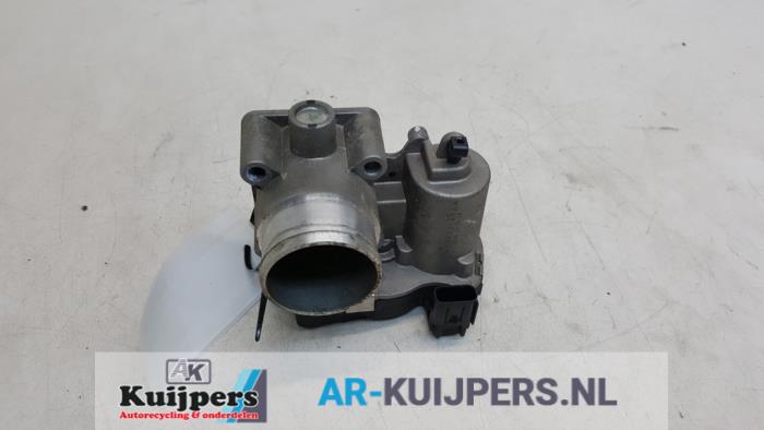 Spjällhus från en Abarth 500/595/695 1.4 T-Jet 16V Esse Esse 2012