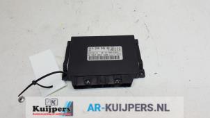 Używane Modul czujników parkowania Mercedes CLK (C209) 5.4 55 AMG V8 24V Cena € 40,00 Procedura marży oferowane przez Autorecycling Kuijpers