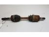 Drivaxel, vänster fram från en Mitsubishi Pajero Sport (K7/9), 1998 / 2009 2.5 TD GLS Van, Jeep/SUV, Diesel, 2.477cc, 85kW (116pk), 4x4, 4D56TDI, 1999-12 / 2008-01 2005
