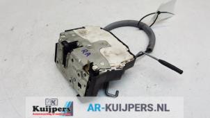 Begagnade Dörrmekanism, 4-dörrars, höger bak Landrover Freelander Hard Top 2.0 td4 16V Pris € 29,00 Marginaltabell erbjuds av Autorecycling Kuijpers