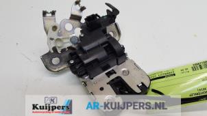 Begagnade Låsmekanism, baklucka Audi SQ5 (8RB) 3.0 TDI V6 24V Pris € 30,25 Inklusive moms erbjuds av Autorecycling Kuijpers