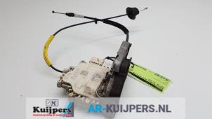 Begagnade Dörrlåsmekanism, 4-dörrars, höger fram Audi SQ5 (8RB) 3.0 TDI V6 24V Pris € 35,09 Inklusive moms erbjuds av Autorecycling Kuijpers