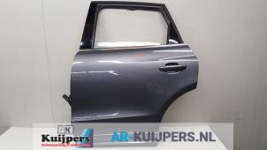 Begagnade Bakdörr, 4-dörrars, vänster Audi SQ5 (8RB) 3.0 TDI V6 24V Pris € 605,00 Inklusive moms erbjuds av Autorecycling Kuijpers