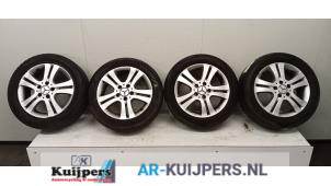 Begagnade Sporthjulsuppsättning + däck Mercedes B (W245) 2.0 B-180 CDI 16V Pris € 200,00 Marginaltabell erbjuds av Autorecycling Kuijpers