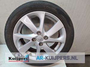 Begagnade Hjul + däck Toyota Yaris III (P13) 1.5 16V Hybrid Pris € 100,00 Marginaltabell erbjuds av Autorecycling Kuijpers