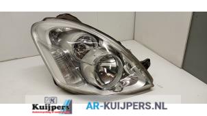 Używane Reflektor prawy Iveco New Daily IV 45C17, 45C17/P Cena € 150,00 Procedura marży oferowane przez Autorecycling Kuijpers