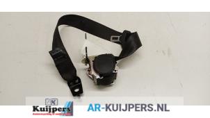 Używane Pas bezpieczenstwa prawy tyl Renault Clio IV (5R) 0.9 Energy TCE 90 12V Cena € 29,00 Procedura marży oferowane przez Autorecycling Kuijpers