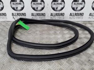 Gebruikte Deurrubber 4Deurs links-achter Opel Insignia Sports Tourer 2.0 CDTI 16V 160 Ecotec Prijs op aanvraag aangeboden door AllroundCarParts