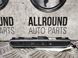 Używane Przelacznik Renault Grand Scénic IV (RFAR) Cena € 35,00 Procedura marży oferowane przez AllroundCarParts