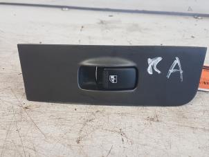 Gebruikte Raam schakelaar elektrisch Hyundai Matrix 1.6 16V Prijs € 20,00 Margeregeling aangeboden door Autodemontagebedrijf Smit