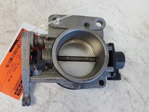 Gebruikte Gasklephuis Renault Clio II (BB/CB) 1.4 16V Si Prijs € 45,00 Margeregeling aangeboden door Autodemontagebedrijf Smit