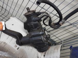 Begagnade Styrarm Jeep Cherokee Pris € 70,00 Marginaltabell erbjuds av Autodemontagebedrijf Smit