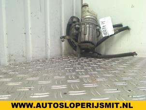Gebruikte Pomp Servo Opel Astra H (L48) 1.6 16V Twinport Prijs op aanvraag aangeboden door Autodemontagebedrijf Smit