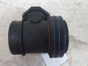 Begagnade Luftmassemätare Alfa Romeo GTV Pris € 15,00 Marginaltabell erbjuds av Autodemontagebedrijf Smit