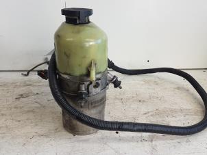 Gebruikte Pomp Servo Opel Astra H GTC (L08) 1.4 16V Twinport Prijs € 75,00 Margeregeling aangeboden door Autodemontagebedrijf Smit
