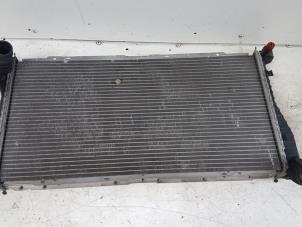 Gebruikte Radiateur BMW 5 serie Touring (E39) 530d 24V Prijs € 25,00 Margeregeling aangeboden door Autodemontagebedrijf Smit