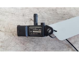 Gebruikte Map Sensor (inlaatspruitstuk) Opel Astra H SW (L35) 1.3 CDTI 16V Ecotec Prijs € 25,00 Margeregeling aangeboden door Autodemontagebedrijf Smit