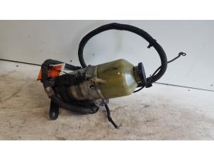Gebruikte Pomp Servo Opel Astra H SW (L35) 1.3 CDTI 16V Ecotec Prijs € 60,00 Margeregeling aangeboden door Autodemontagebedrijf Smit