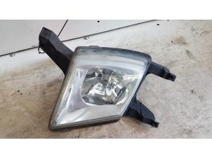 Gebruikte Mistlamp rechts-voor Peugeot 407 (6D) 2.2 16V Prijs € 30,00 Margeregeling aangeboden door Autodemontagebedrijf Smit