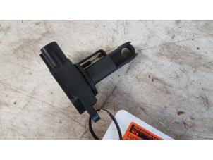 Używane Czujnik masy powietrza Mazda 6 Sportbreak (GY19/89) 2.0i 16V Cena € 10,00 Procedura marży oferowane przez Autodemontagebedrijf Smit