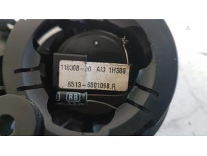 Begagnade Dörrhandtag, 2-dörrars, höger BMW Mini One/Cooper (R50) 1.6 16V One Pris € 15,00 Marginaltabell erbjuds av Autodemontagebedrijf Smit