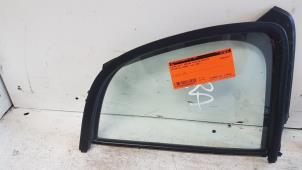 Gebruikte Extra Ruit 4Deurs rechts-achter Daihatsu Cuore (L251/271/276) 1.0 12V DVVT Prijs € 25,00 Margeregeling aangeboden door Autodemontagebedrijf Smit
