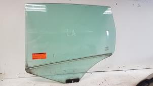 Gebruikte Portierruit 4Deurs links-achter Fiat Croma (194) 1.8 MPI 16V Prijs € 35,00 Margeregeling aangeboden door Autodemontagebedrijf Smit