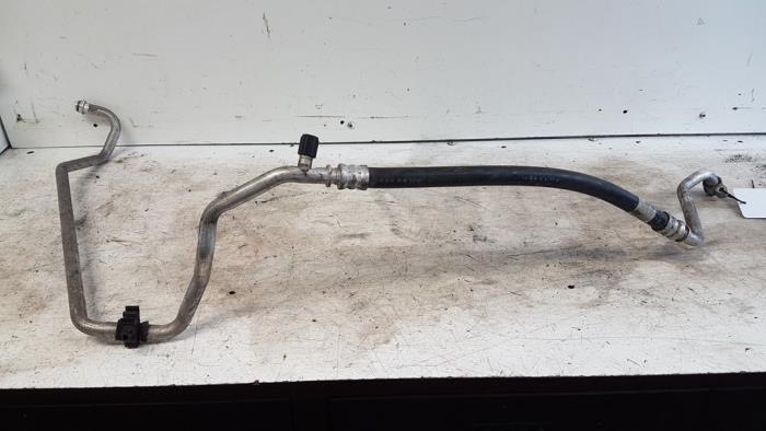 Luftkonditioneringsledning från en Mitsubishi Colt (Z2/Z3) 1.5 16V 2006