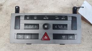 Gebruikte Chaufage Bedieningspaneel Peugeot 407 SW (6E) 2.2 16V Prijs € 10,00 Margeregeling aangeboden door Autodemontagebedrijf Smit