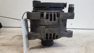 Gebruikte Dynamo Peugeot 207/207+ (WA/WC/WM) 1.6 HDi 16V Prijs € 15,00 Margeregeling aangeboden door Autodemontagebedrijf Smit