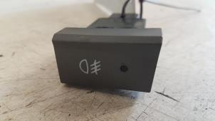 Gebruikte Mistlamp Schakelaar Hyundai Accent 1.5i 12V Prijs € 10,00 Margeregeling aangeboden door Autodemontagebedrijf Smit