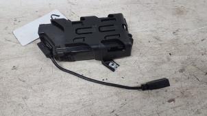 Gebruikte Regelunit Multi Media Volkswagen Polo V (6R) 1.2 TDI 12V BlueMotion Prijs € 20,00 Margeregeling aangeboden door Autodemontagebedrijf Smit