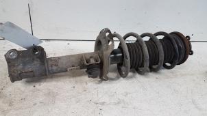 Gebruikte Mac Phersonpoot links-voor Opel Astra H SW (L35) 1.7 CDTi 16V Prijs € 25,00 Margeregeling aangeboden door Autodemontagebedrijf Smit