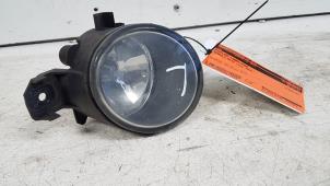 Gebruikte Mistlamp links-voor Renault Clio III (BR/CR) 1.6 16V Prijs € 5,00 Margeregeling aangeboden door Autodemontagebedrijf Smit