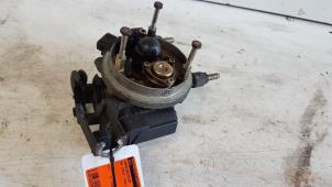 Begagnade Förgasare Volkswagen Golf III (1H1) 1.6 i Pris € 35,00 Marginaltabell erbjuds av Autodemontagebedrijf Smit