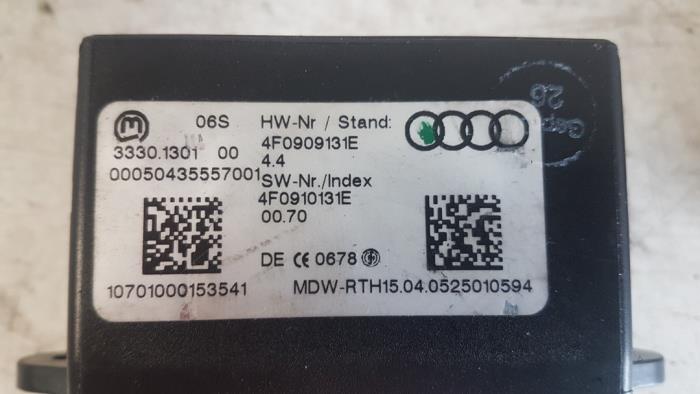 Tändningslås + dator från en Audi A6 Avant Quattro (C6) 3.0 TDI V6 24V 2005