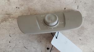 Begagnade Brytare, soltak Renault Laguna II (BG) 1.6 16V Pris på förfrågan erbjuds av Autodemontagebedrijf Smit