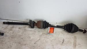 Gebruikte Steekas rechts-voor Opel Astra H (L48) 1.7 CDTi 16V Prijs € 10,00 Margeregeling aangeboden door Autodemontagebedrijf Smit